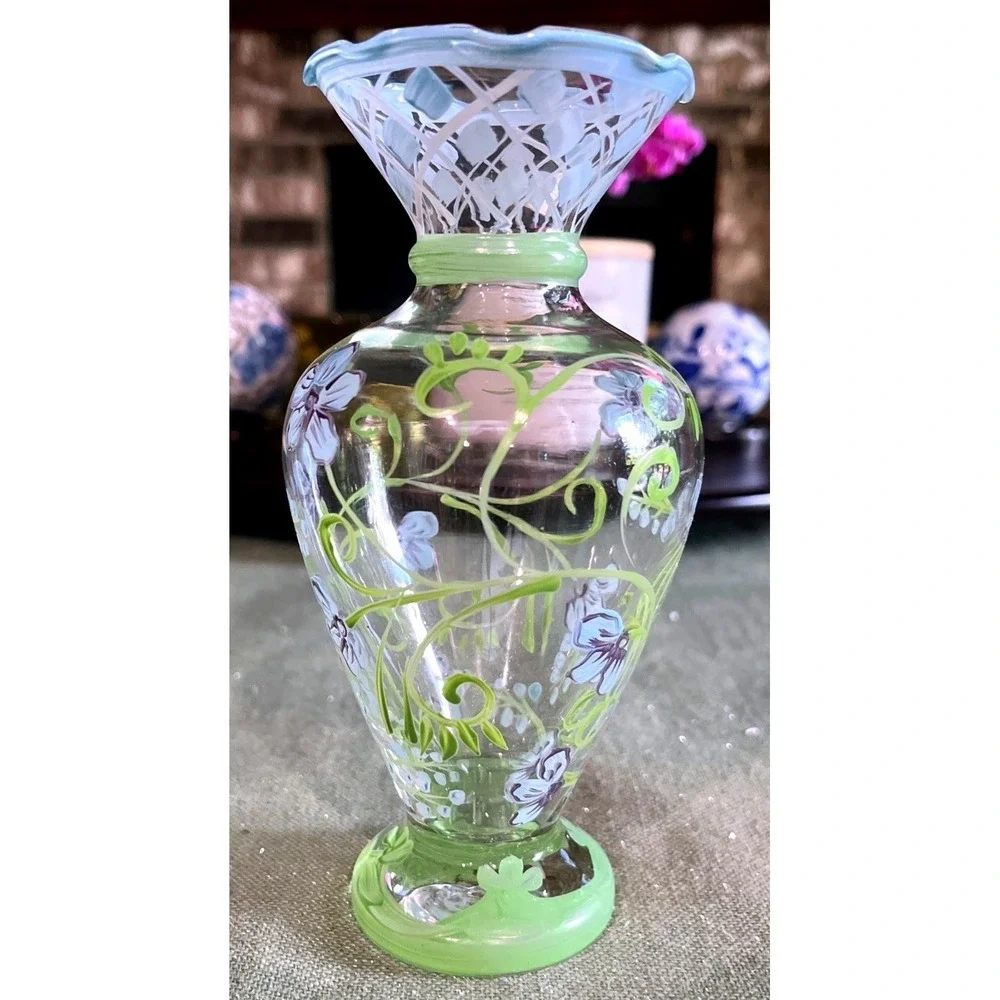 Tracy Porter Vintage Hand-Painted Glass Bud Vase~EUC